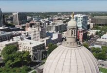 Judge blocks immigrants’