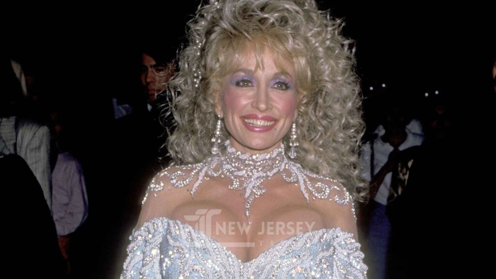 Dolly Parton Shares Health Update After Missing Dollywood Ride Opening 3 Dolly Parton